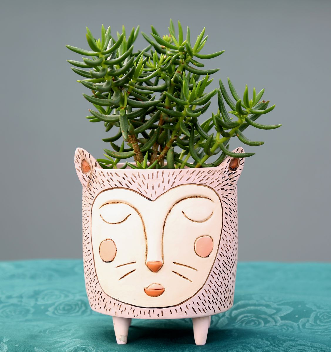 Purrs Cat Planter